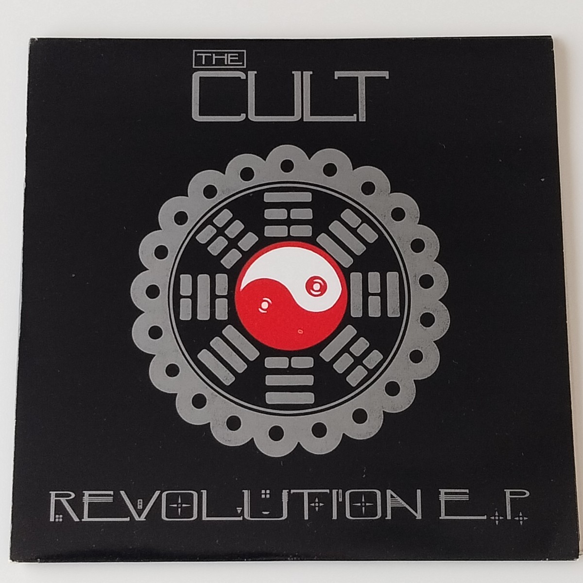 [Gatefold/2 листы 7 дюймов] Cult/Revolution E.P.