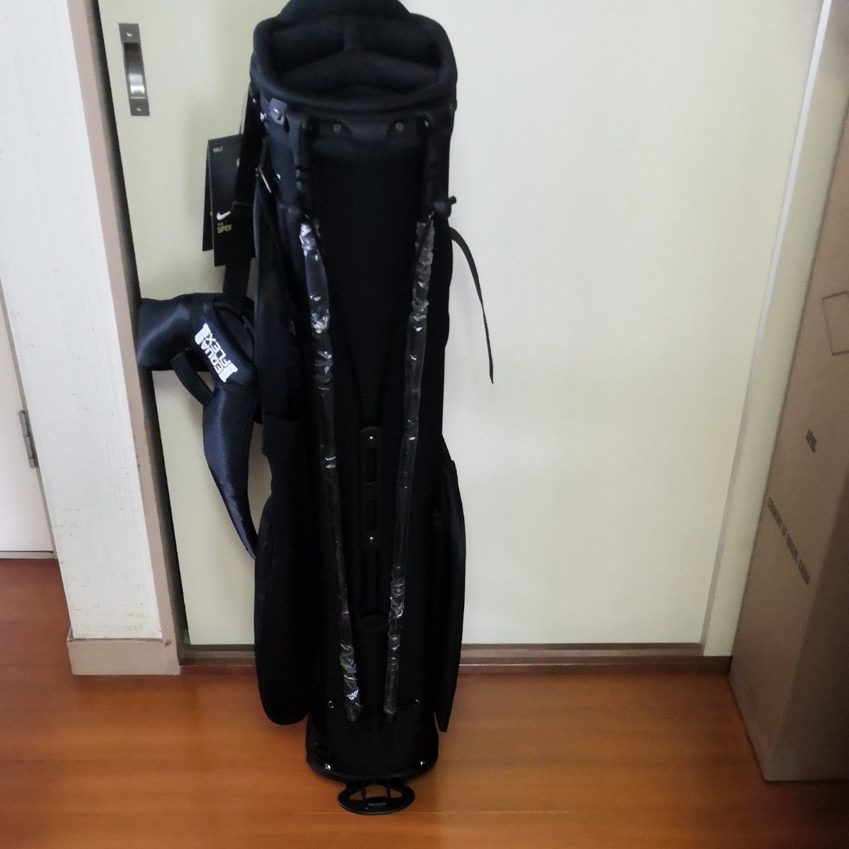 新品 ナイキ NIKE GF3003 010 スタンド キャディバッグ SPORT 新品 ナイキ NIKE GF3003 010 スタンド キャディバッグ SPORT