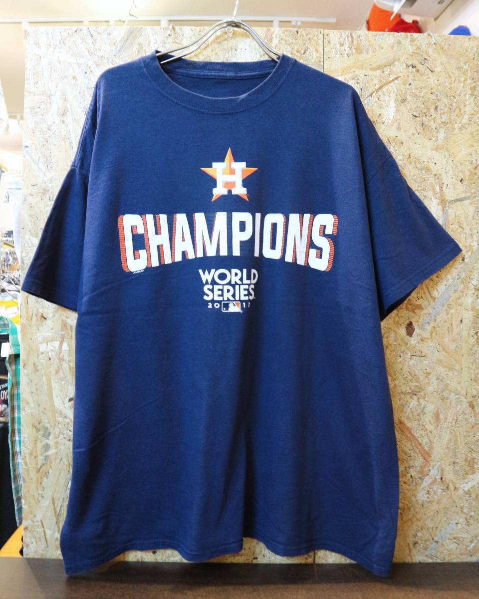 送料370円可★Unknown★2017年MLBワールドシリーズ記念プリントTシャツ★チャンピオンオフィシャル★ビッグサイズXL★コットン100%紺_画像2