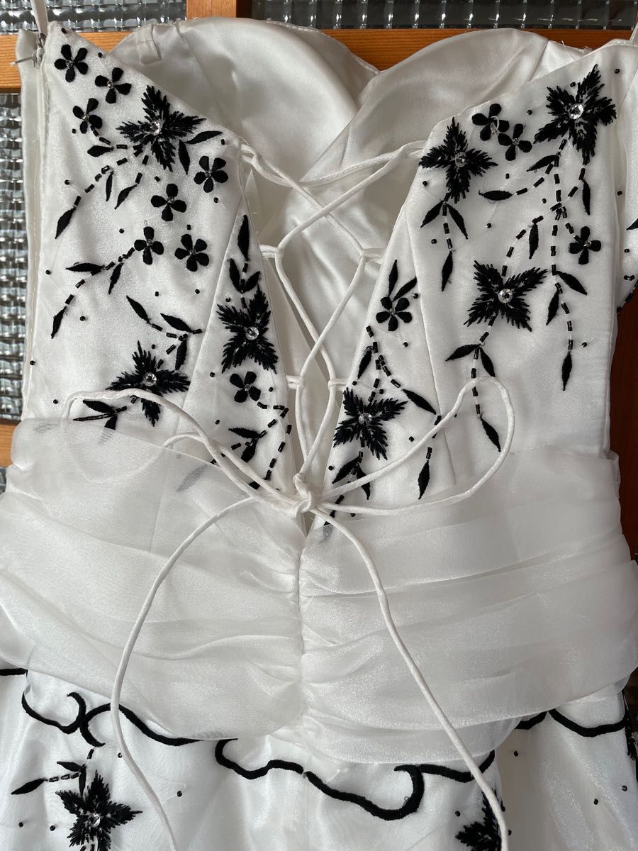 JEAN MACLEAN ロングドレス　ウェディング　ビーズ　刺繍　ホワイト カラードレス ウエディングドレス　コスプレ