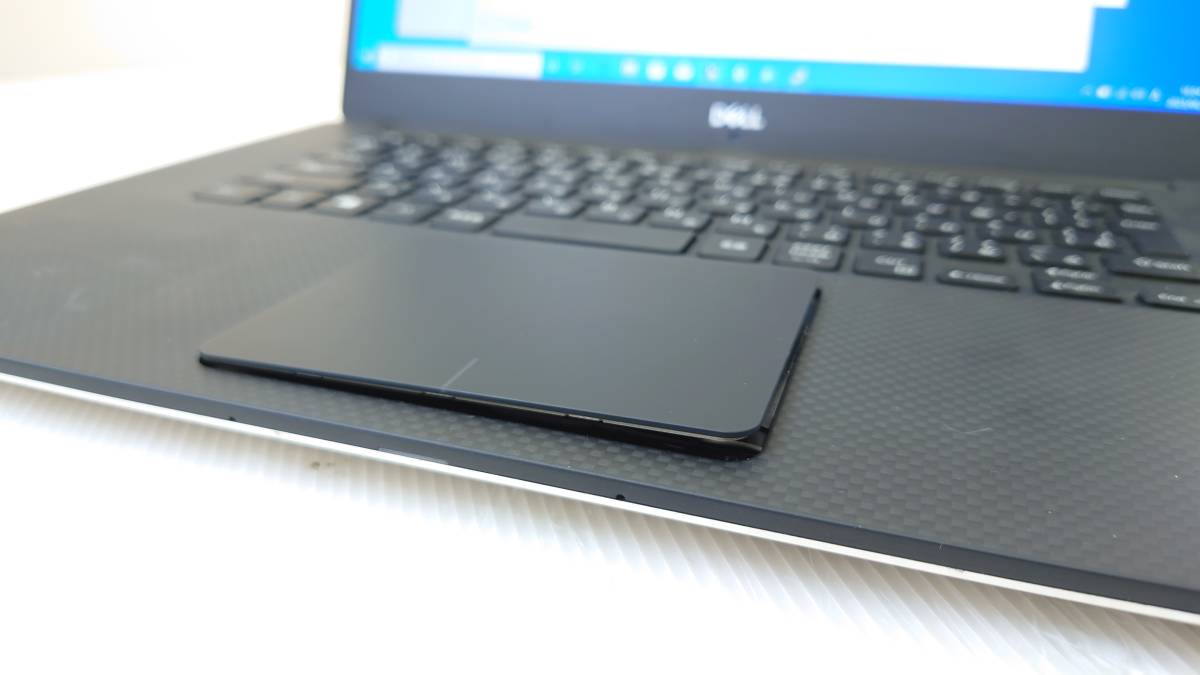 DELL Precision 5530 モバイルワークステーション Xeon E-2176M 6コア