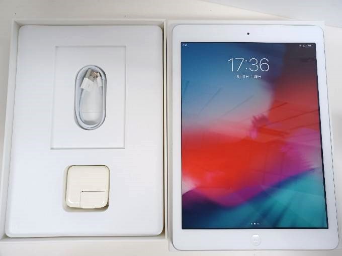 【Wi-Fiモデル】iPad Air 第1世代 FD789J/A (A1474)