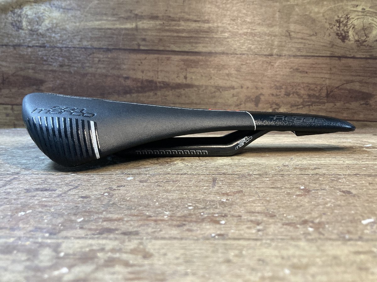 ベストセラー 黒 サドル CARBONFX PROTEK Regale リーガル marco san