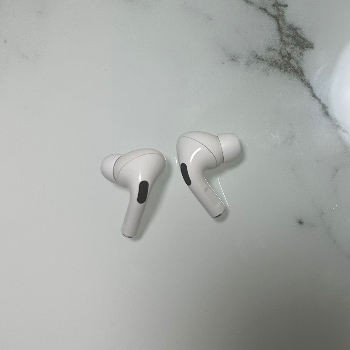 純正品】AirPods Pro イヤホン 両耳のみ｜Yahoo!フリマ（旧PayPayフリマ）