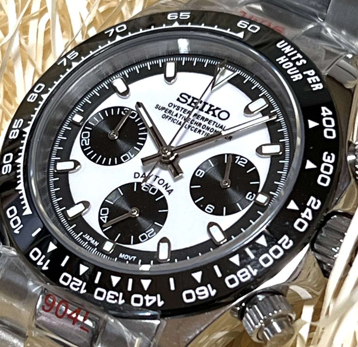SEIKO MOD /カスタム /VK63 クォーツ/ ブラック&ホワイト /パンダ