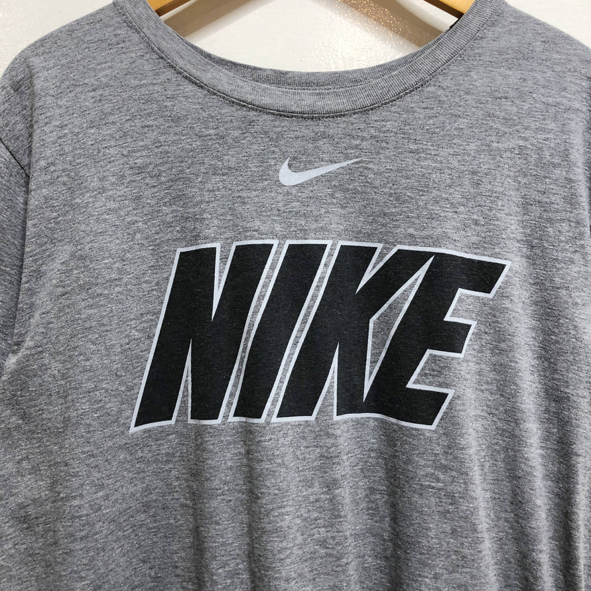 【980円スタート】USA 古着 半袖 Tシャツ ナイキ NIKE ロゴ スウッシュ プリント グレー メンズL 激安 古着卸 BA1042_画像3