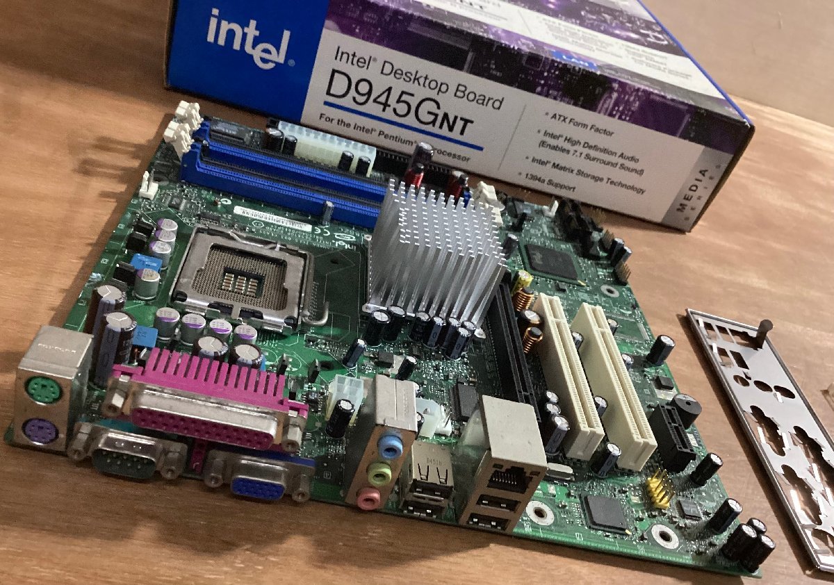 レビュー高評価の商品! INTEL WS440BX (INTEL 440BX) Slot1 ATX