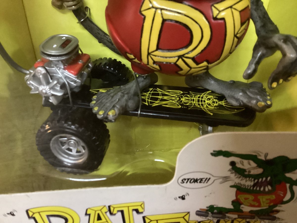 CC-9862■送料無料■ ラットフィンク RATFINK EdROTH スケートボード ムーンアイズ ネズミ 人形 フィギュア 337g●未開封●未使用品/くGOら_画像4