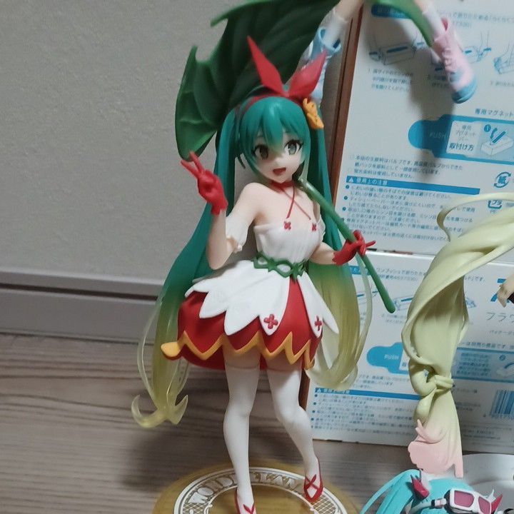 初音ミク8体セット(一体破損アリ)|Yahoo!フリマ(旧PayPayフリマ) 初音ミク8体セット(一体破損アリ)|Yahoo!フリマ(旧PayPayフリマ)