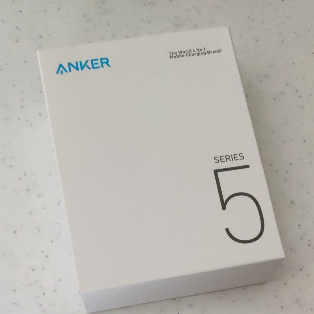 新品未使用　未開封　Anker　521 powerbank  アンカー モバイルバッテリー