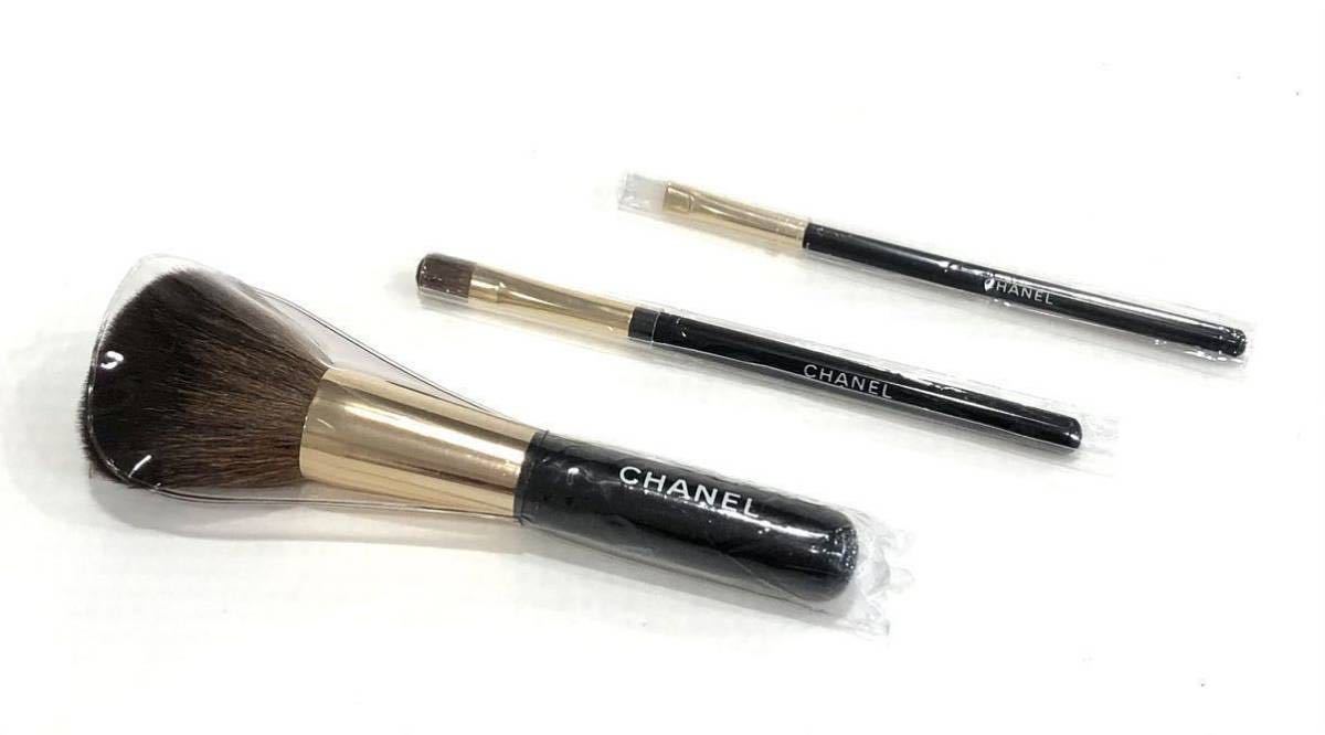 未使用 CHANEL シャネル ON THE GO BRUSH SET オンザゴー 未使用 CHANEL シャネル ON THE GO BRUSH SET オンザゴー