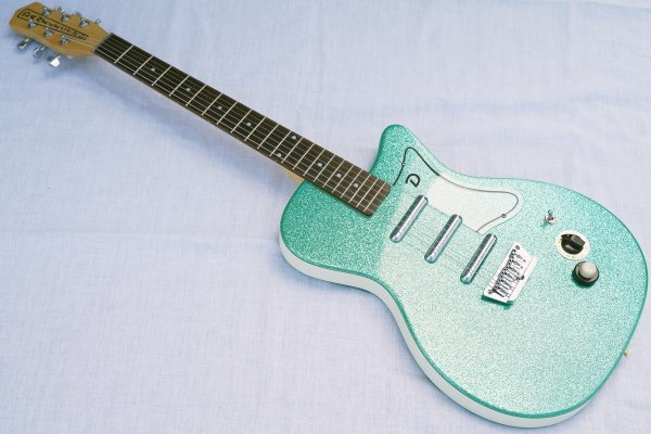 ヤフオク! - 廃盤 レア Danelectro ダンエレクトロ 56-U...