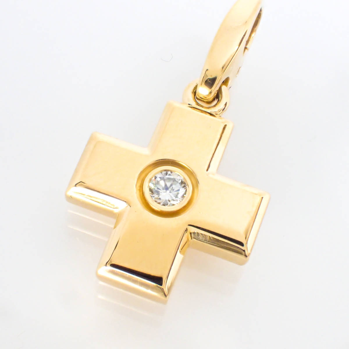 カルティエ Cartier K18YG クロス ダイヤモンド チャーム ペンダント