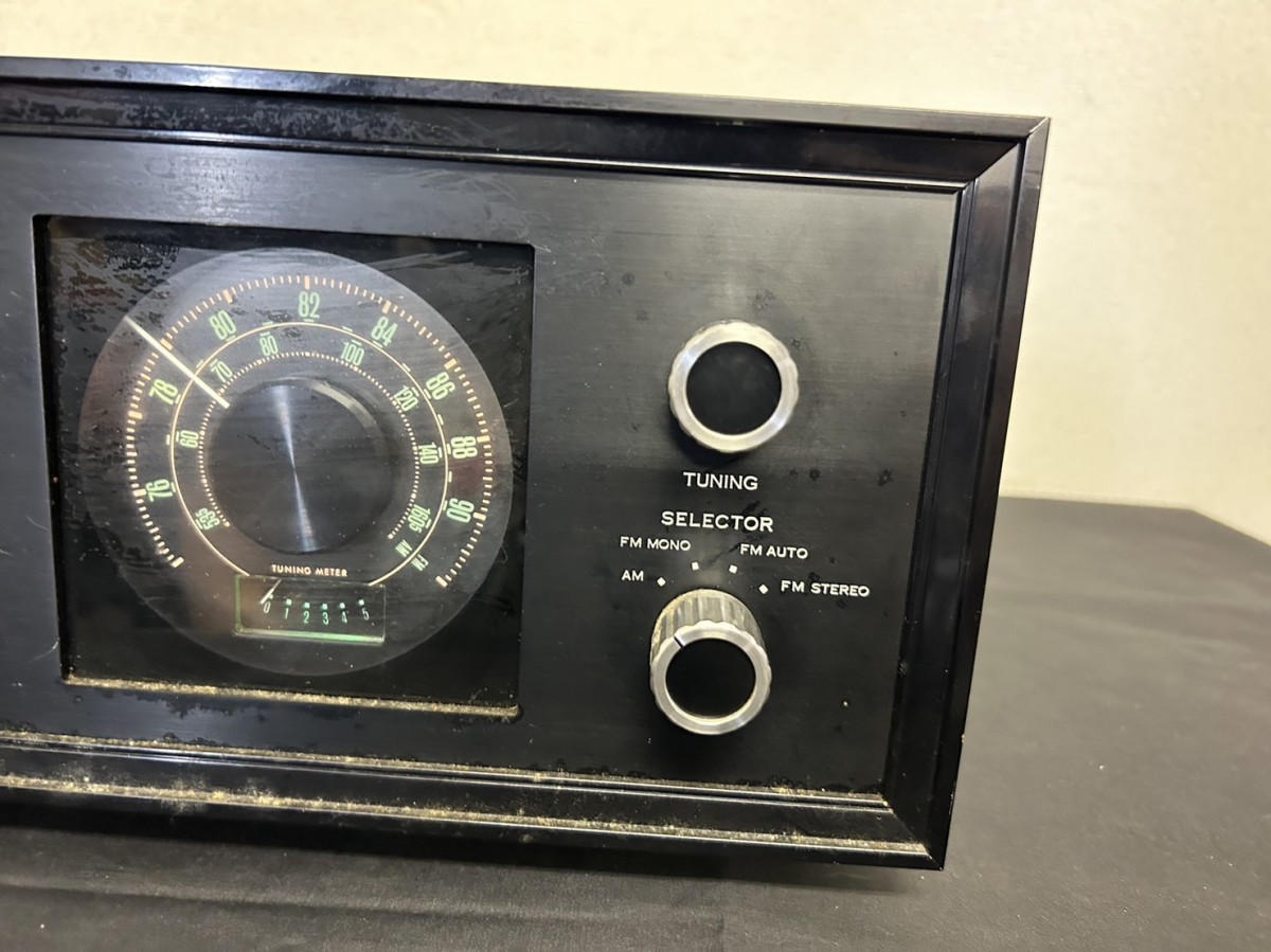 A1 SANSUI サンスイ TU-777 AM/FM ステレオチューナー 通電確認済み オーディオ機器 現状品 JChere雅虎拍卖代购 ♪Sansui AM FM STEREO TUNER TU-777♪