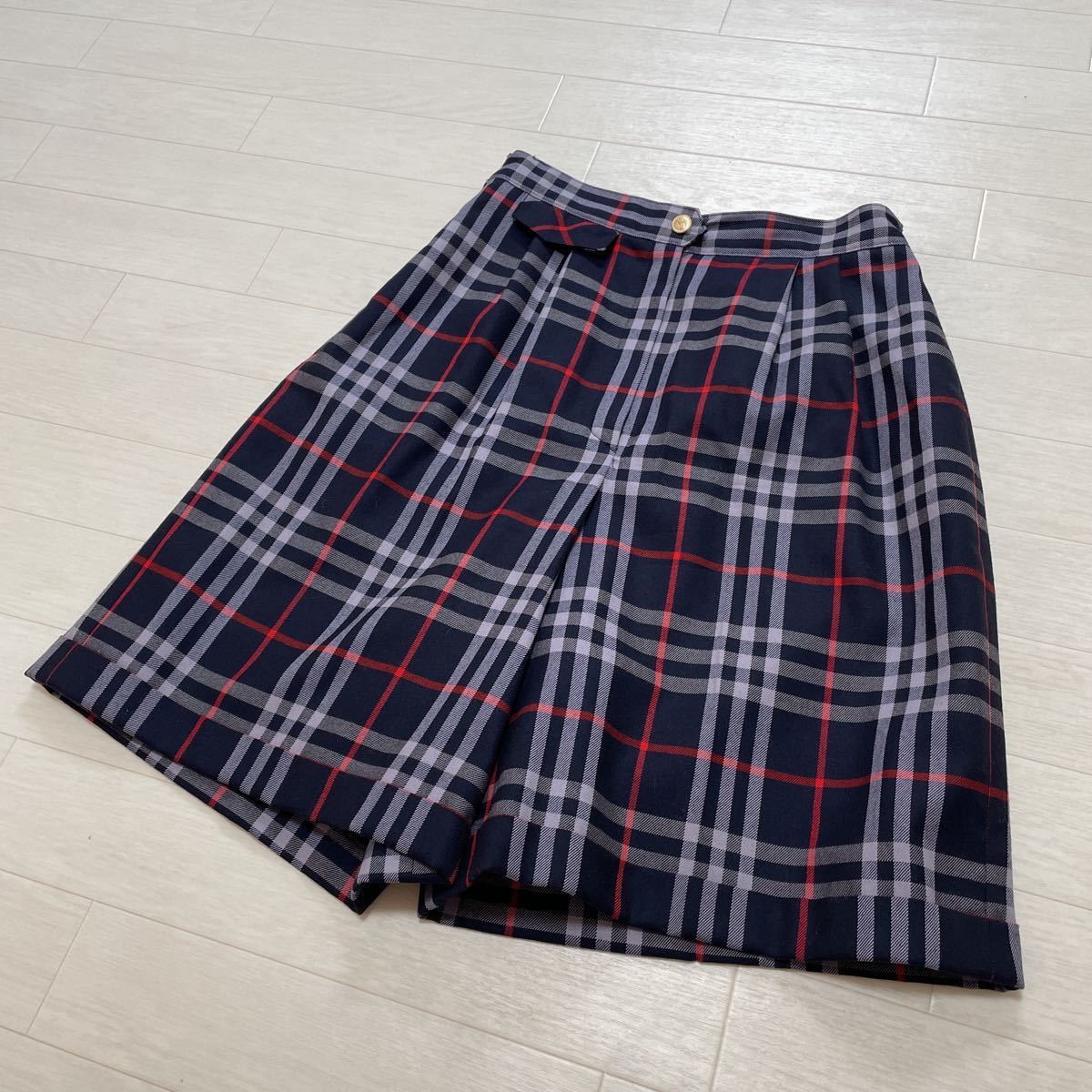 美品 Burberry ノバチェック ハーフパンツ - パンツ