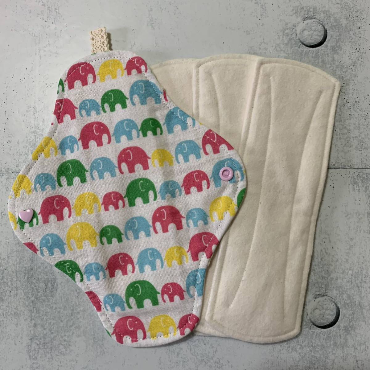  hand made fabric napkin holder 23cm.5 layer pad 3 sheets elephant pattern pra snap /W gauze * less . white flannel 