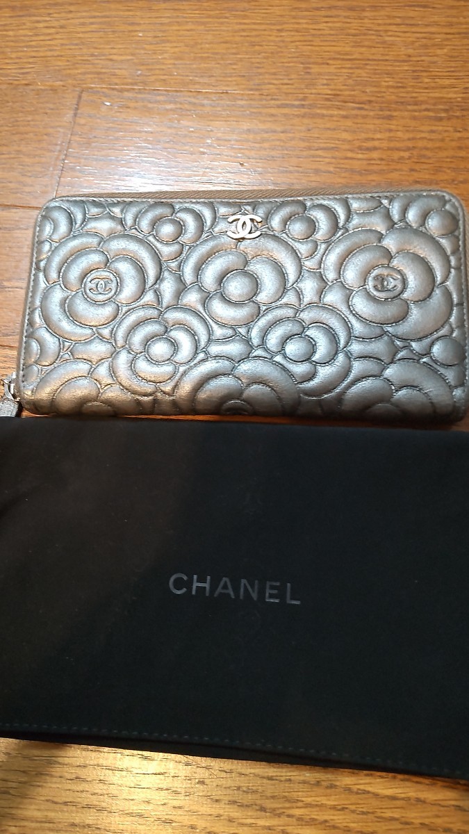 シャネル カメリア ウォレット ラウンドジップ 美品 長財布 CHANEL