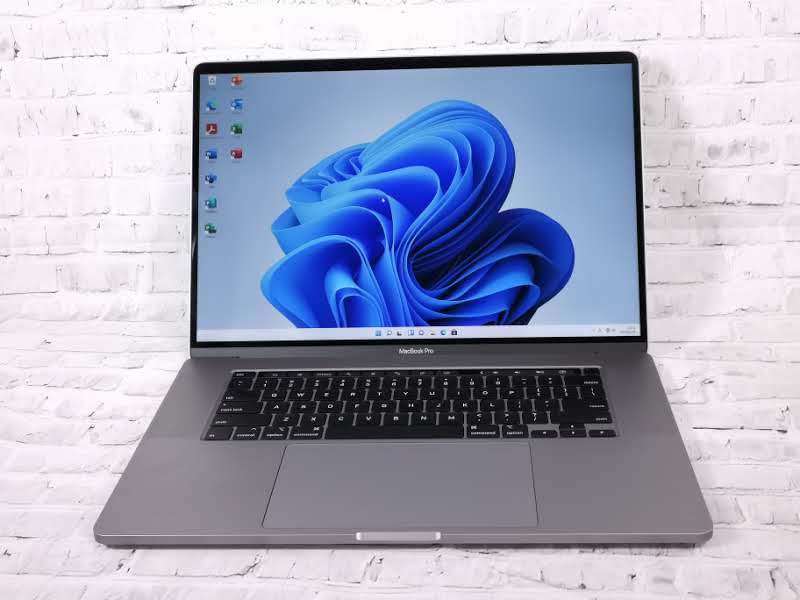 MacBook Pro 16.0-inch 2019年/ Core_i9 2.4GHz 32GB (大容量) SSD1TB