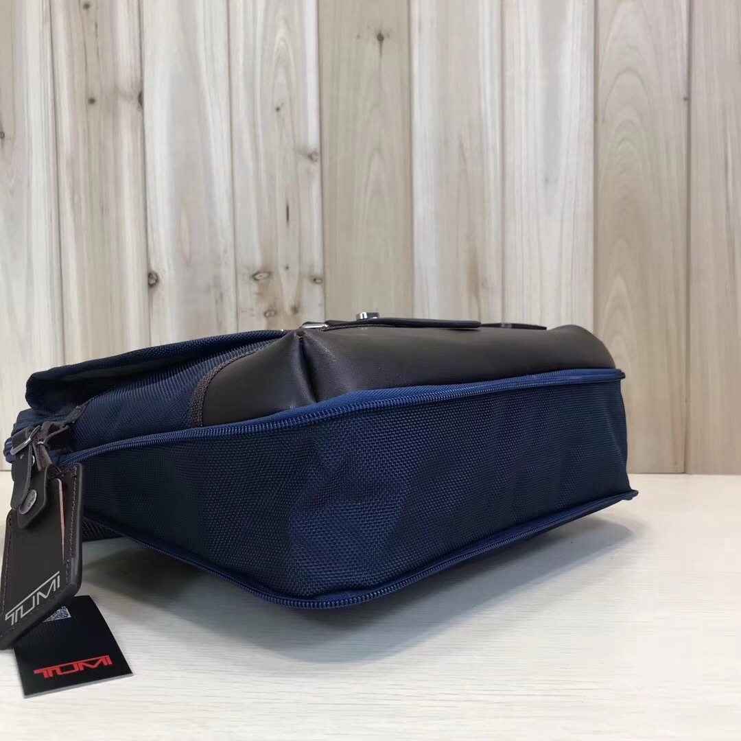 Tumi 222304 online