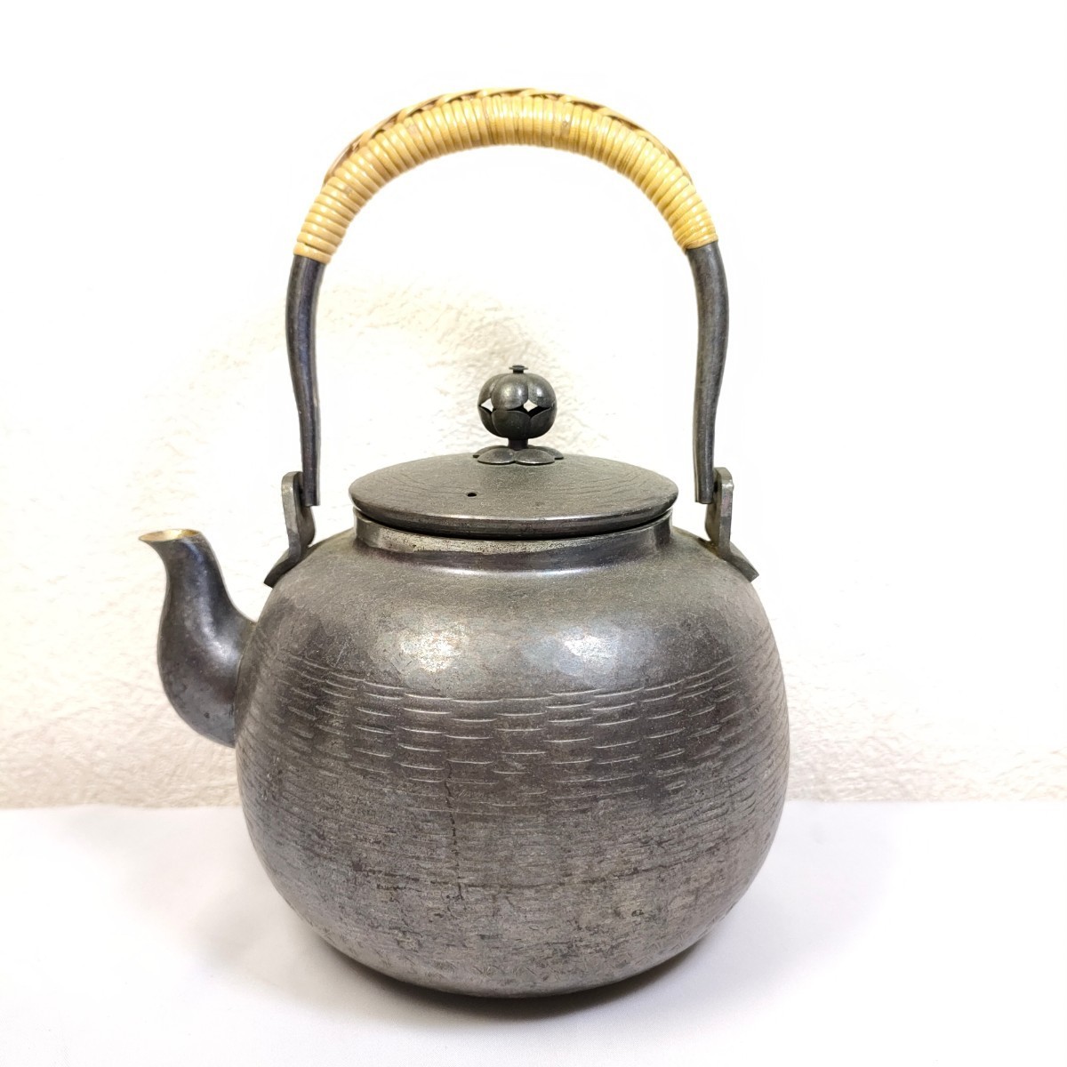 秀峯堂造やかん/426g/高さ15cm/いぶし銀/茶道具/煎茶道具/水注//湯沸