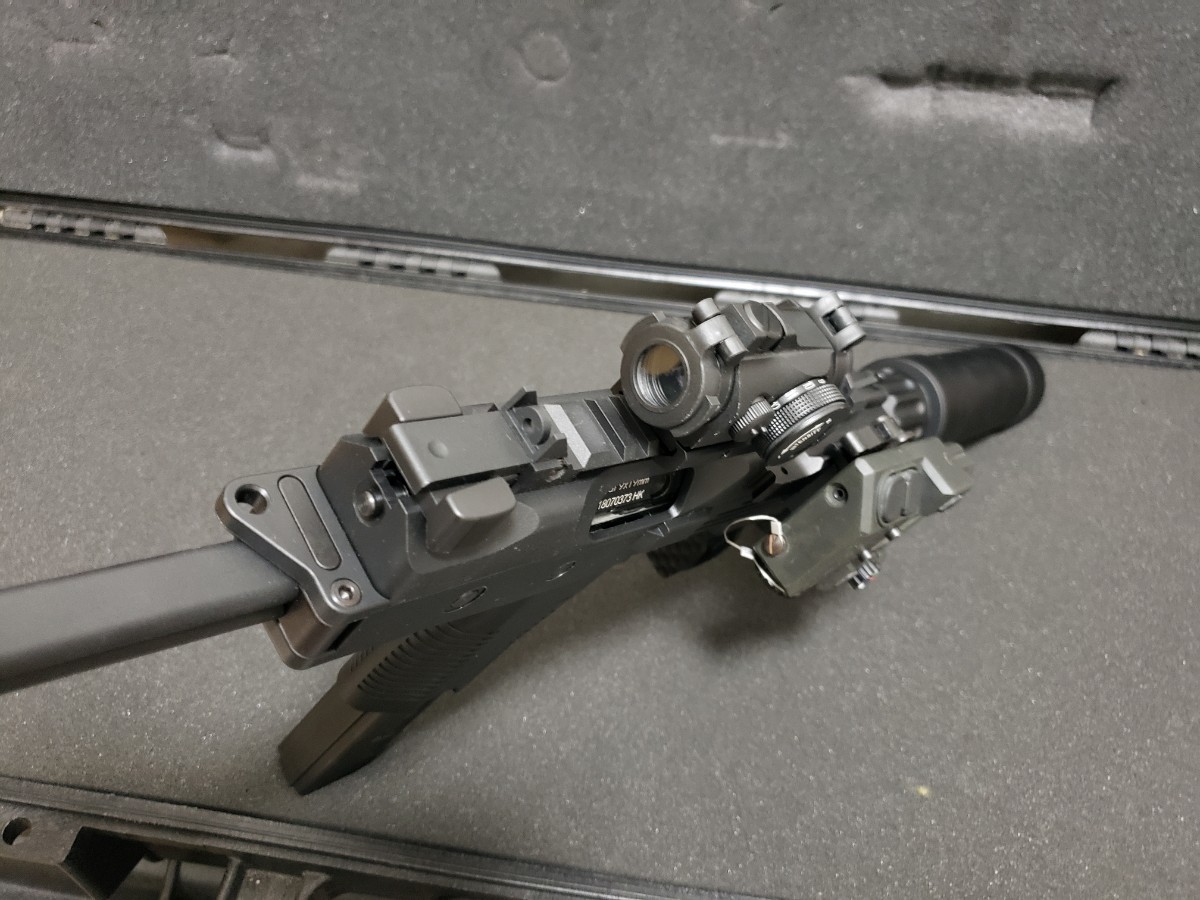 実物レーザー KWA B&T TP9 MP9 システム7 タクティカルカスタム 実物レーザー KWA B&T TP9 MP9 システム7 タクティカルカスタム