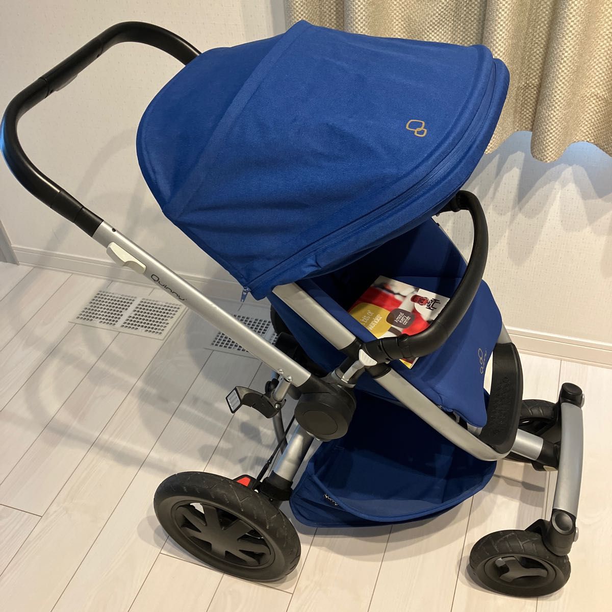レア quinny Buzz Xtra クイニー バズ 四輪 ベビーカー