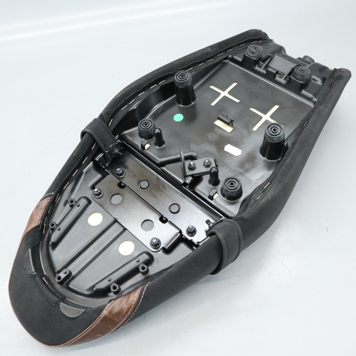 YAMAHA XSR700 純正シート B34-F4730 ヤマハ XSR700 純正 シート ASSY B34-F4730 230602BD0052
