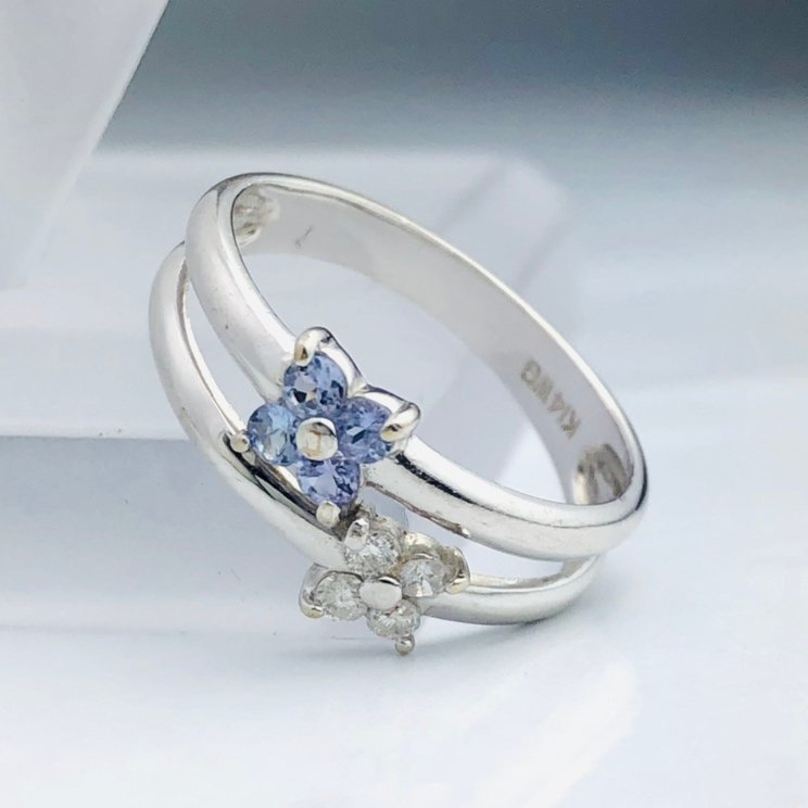 人気新品 【77】 (1082) 2.0g #10 普段使い 飽きない 2連風 可愛い オシャレ 色石 モチーフ フラワー リング K14WG ホワイトゴールド