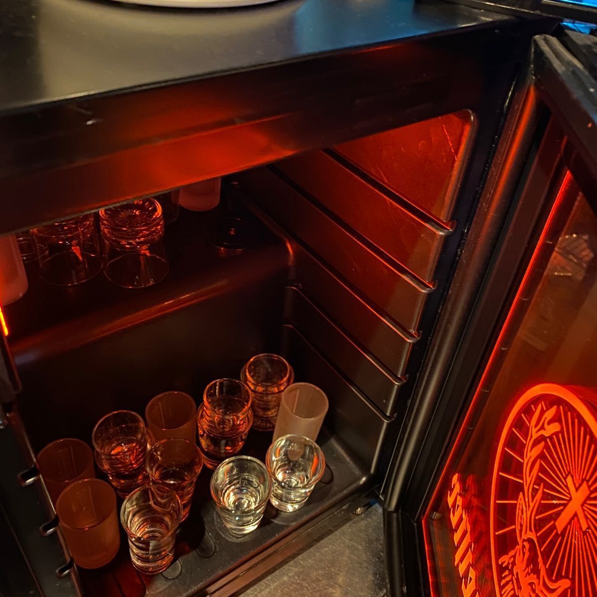 レア】イエガーマイスター 小型 冷蔵庫 bar 飲食店に お酒 レア】イエガーマイスター 小型 冷蔵庫 bar 飲食店に お酒