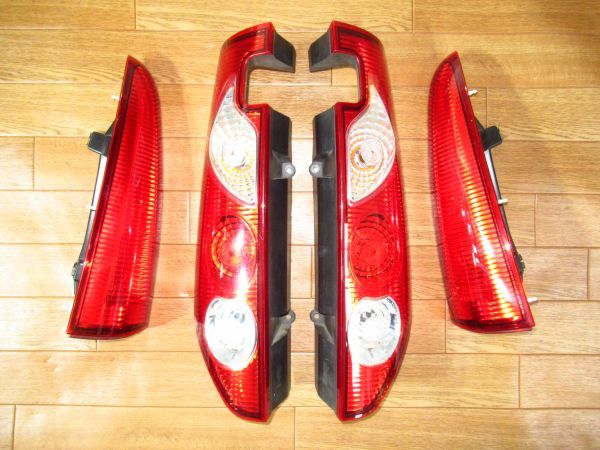  Renault Kangoo 2(KWK4M) original tail light left right total 4 point set tail lamp 