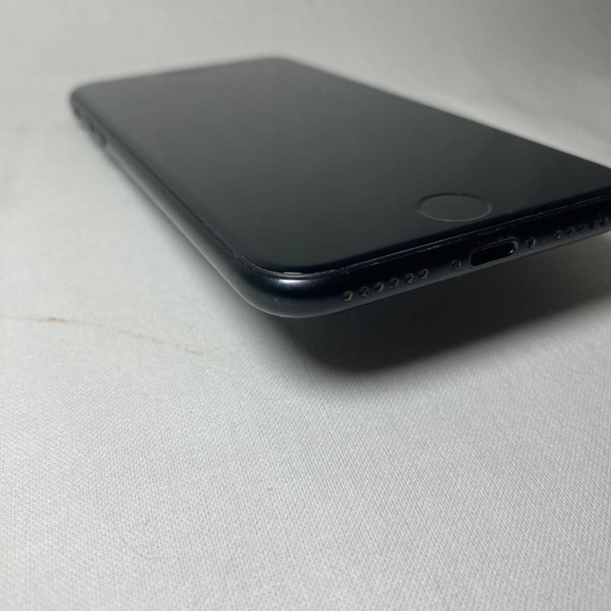 iPhone SE 第2世代 MX9R2J/2A 64gb SIMフリー ブラック アイフォンSE2 Apple の画像4