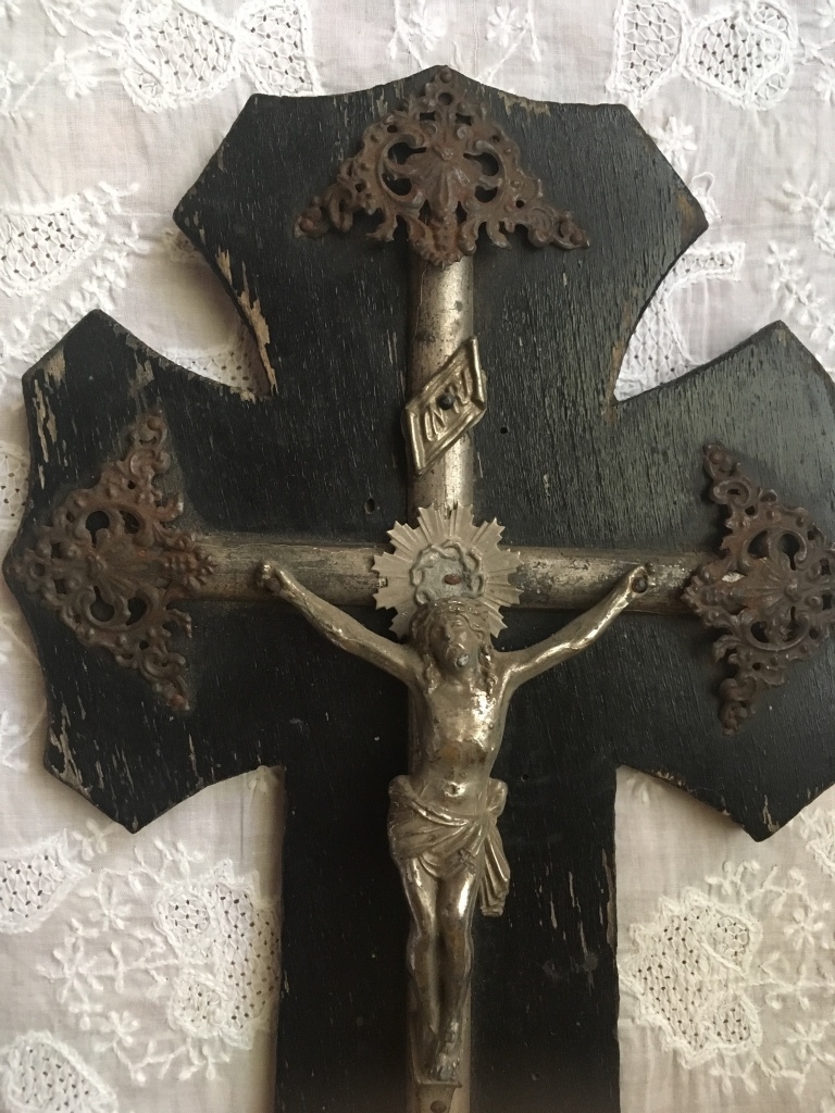 1000　イタリアアンティーク　木製　十字架　キリスト　INRI教会 聖水入れ　壁掛け用　激レア_画像3