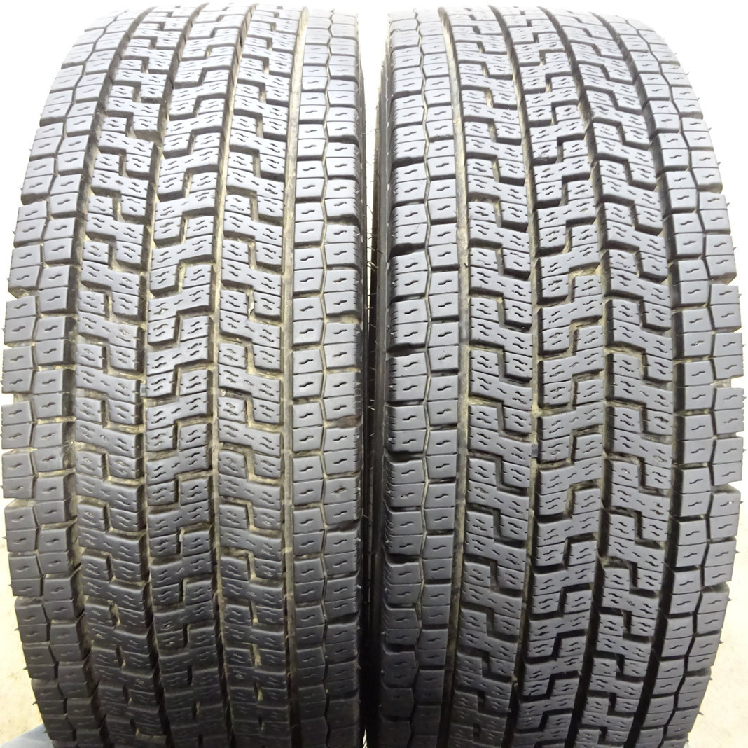 ■売り切り特価! 4本SET■NO,IYT0817■送料無料■215/70R17.5 123/121 LT■冬 ヨコハマ ZEN903ZW 地山 深溝 中型 バス コースター トラック_画像2