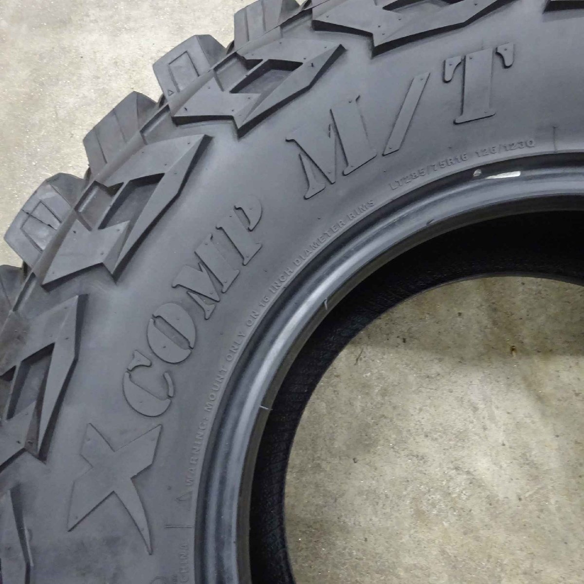 現品限り 夏1本 会社宛送料無料 285/75R16 126/123 LT GLADIATOR X COMP M/T ハイラックス サーフ ランドクルーザー サファリ 特価NO,E3461