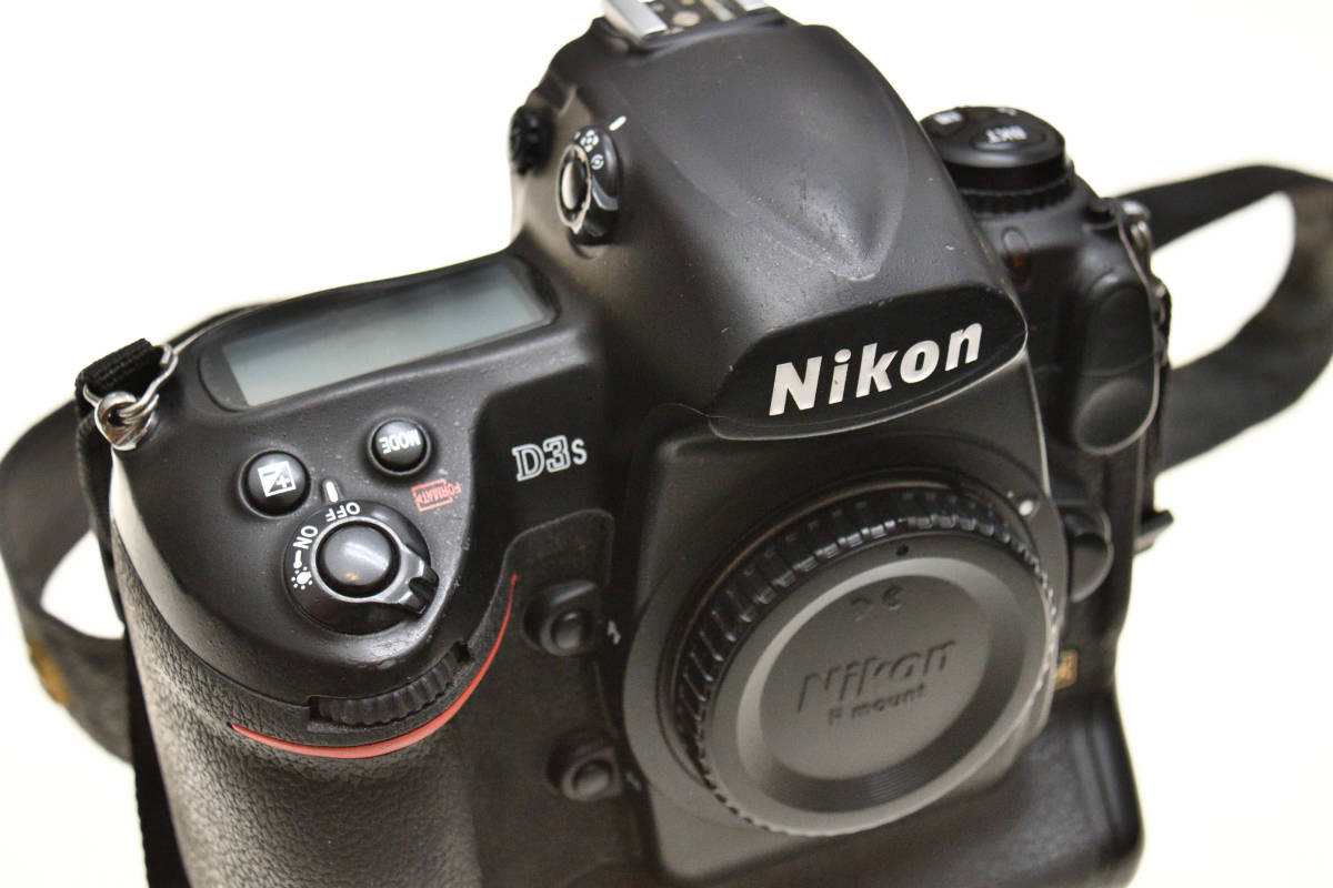 可愛いクリスマスツリーやギフトが！ ★★★ニコン ★★★ 動作確認済み ボディ デジタル一眼カメラ　D-3s Nikon ニコン