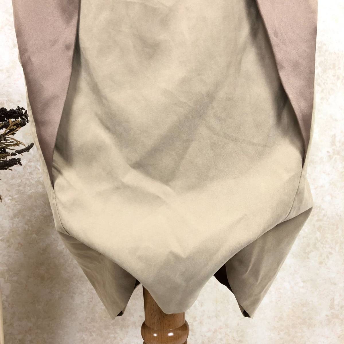 アメリ AMERI ドレス ベージュ キャメル 個性的 デザインドレス ひざ下丈 韓国製 茶色 ワンピース 結婚式 二次会 上品 ツートン B-536_画像7