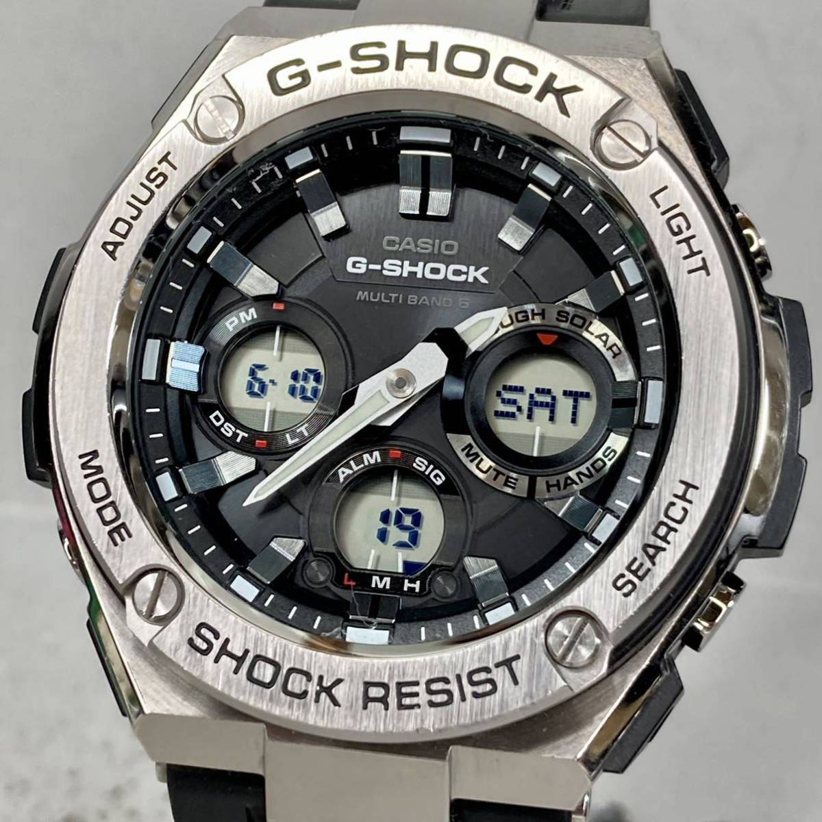 極美品G-SHOCK GST-W110-1AJF G-STEEL Gスチール タフソーラー 電波受信 電波ソーラー マルチバンド6 メタルベゼル ブラック シルバー