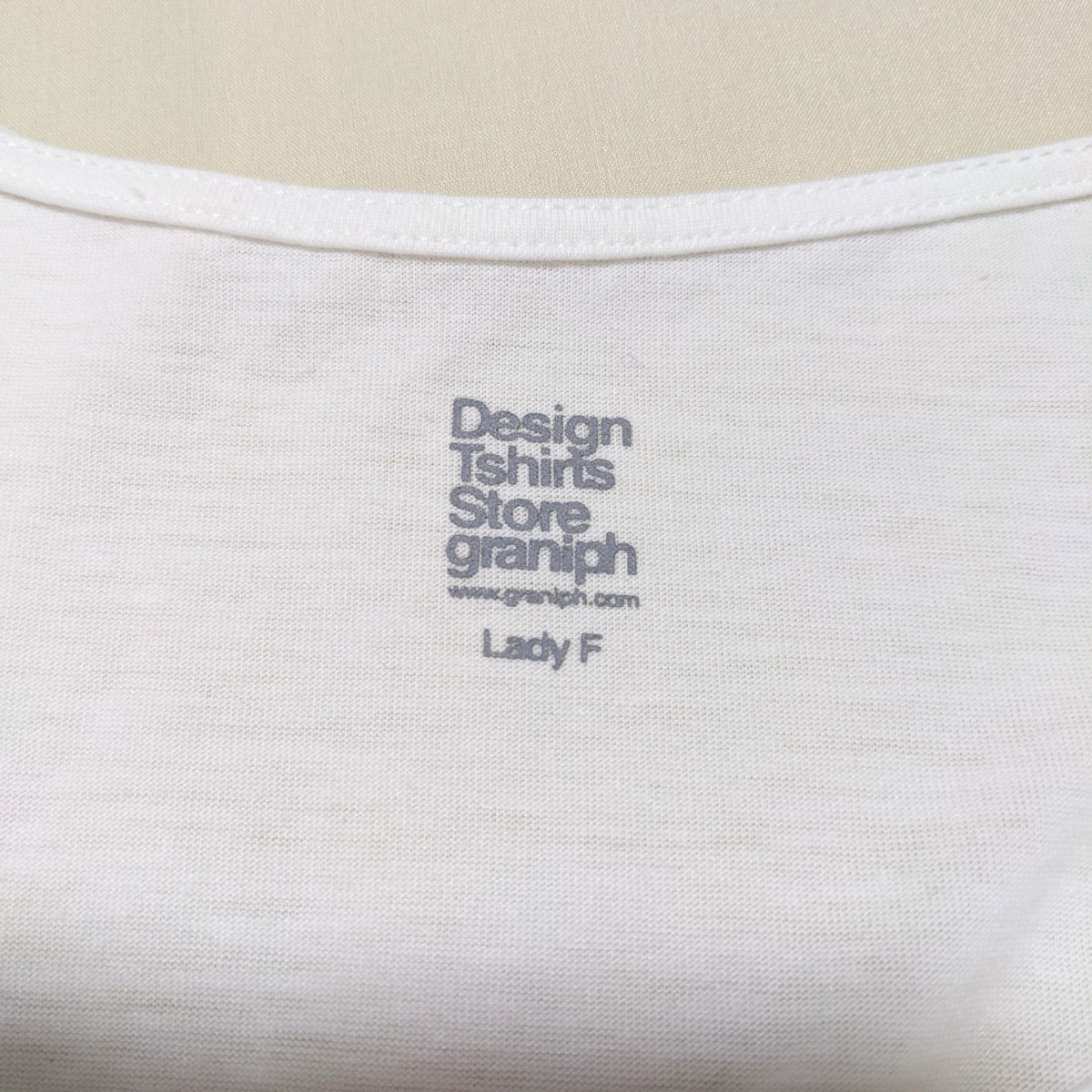 +ST11 Design Tshirts Store graniph グラニフ レディース フリーサイズ M L 半袖 カットソー 白 花柄 蝶々_画像5