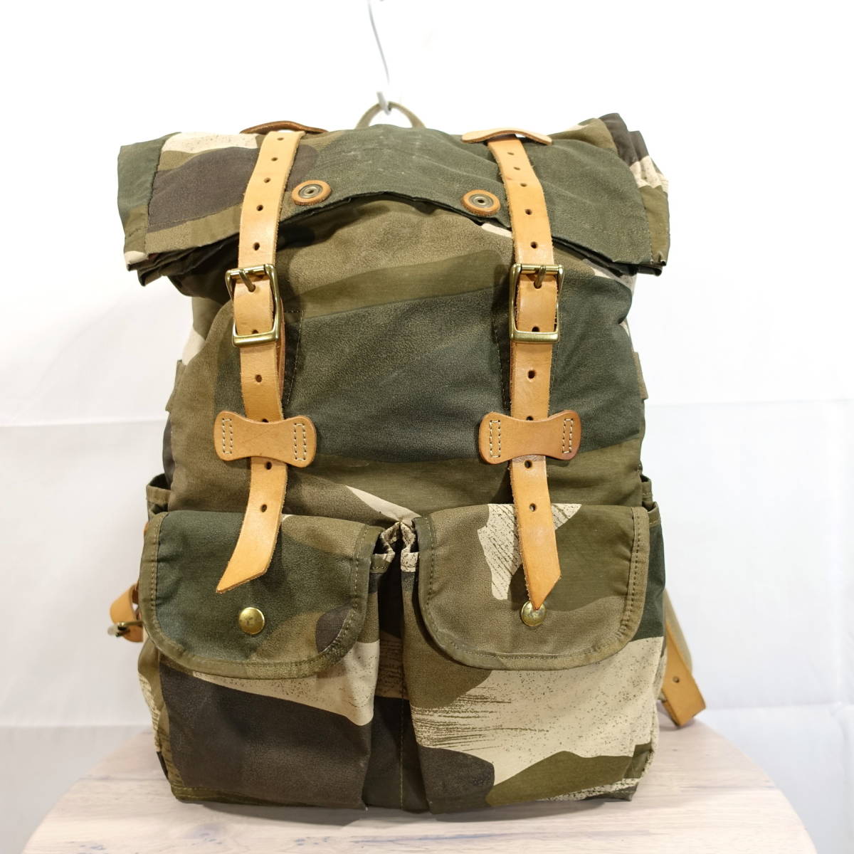 ナイジェルケーボン ARTS&CRAFTSコラボDPMカモ柄ロールトップリュック