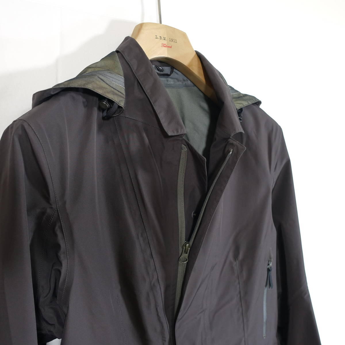 【良品】TILAK　poutnik　マウンテンパーカー　ゴアテックス　ティラック　ポートニク　（Travel Jacket GTX）　サイズＸＳ_画像4