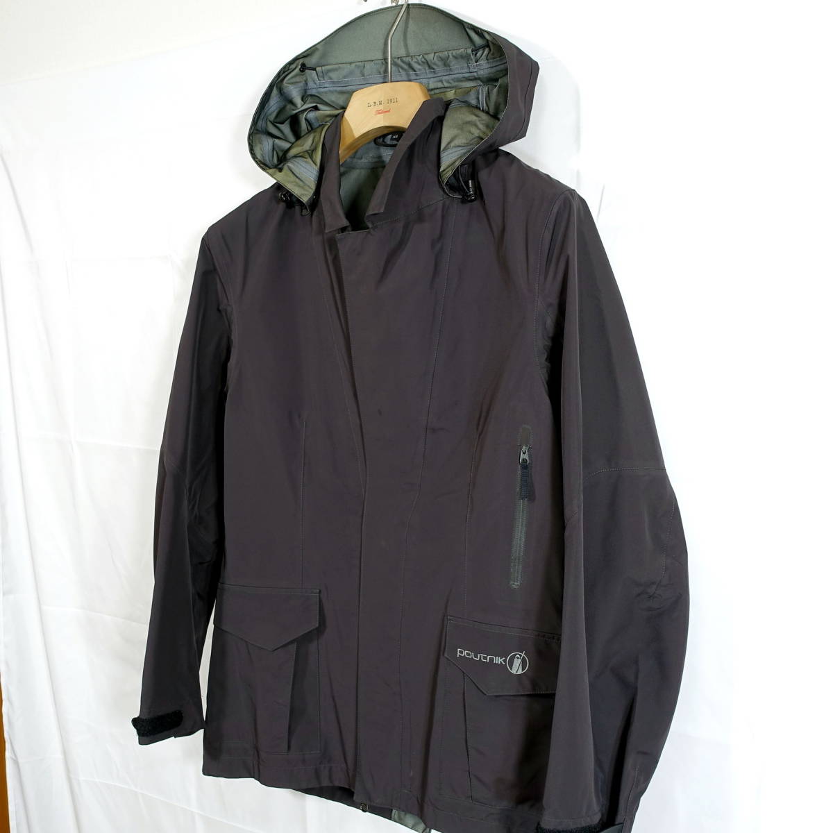 【良品】TILAK　poutnik　マウンテンパーカー　ゴアテックス　ティラック　ポートニク　（Travel Jacket GTX）　サイズＸＳ_画像2