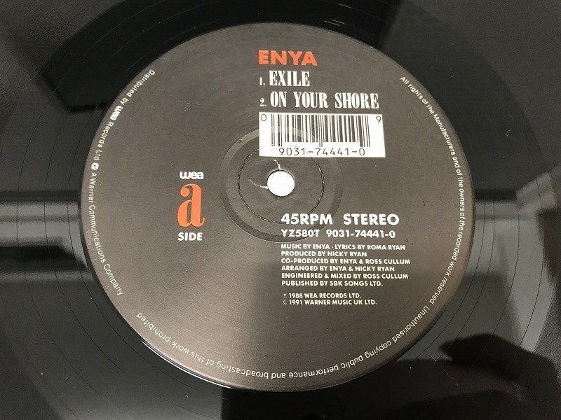CG585 Enya / Exile Featuring Music From The Motion Pictures 'L.A. Story' & 'Green Card' 9031-74441-0 【LP レコード】 613_画像5