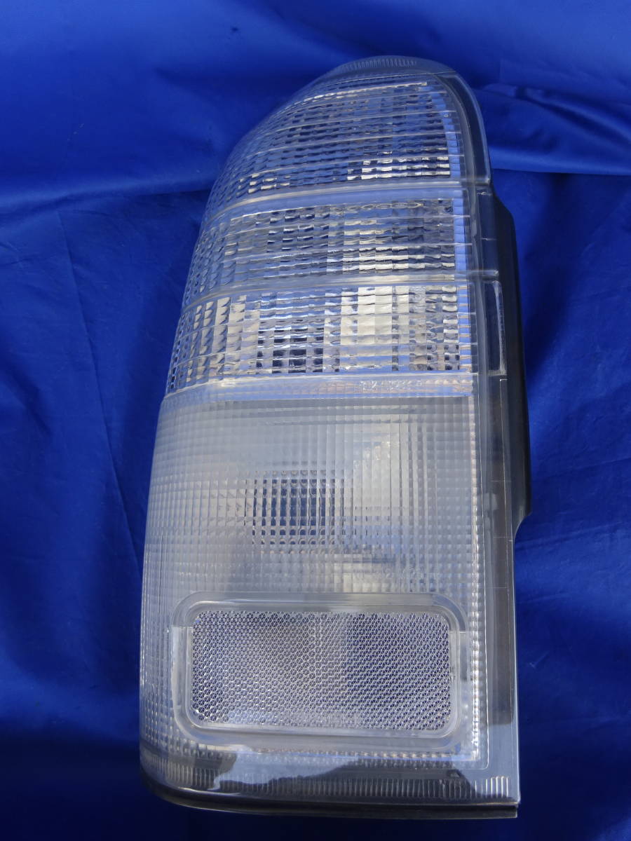 希少品 ハイラックスサーフ 180/185 クリアテールレンズ 希少品 ハイラックスサーフ 180/185 クリアテールレンズ