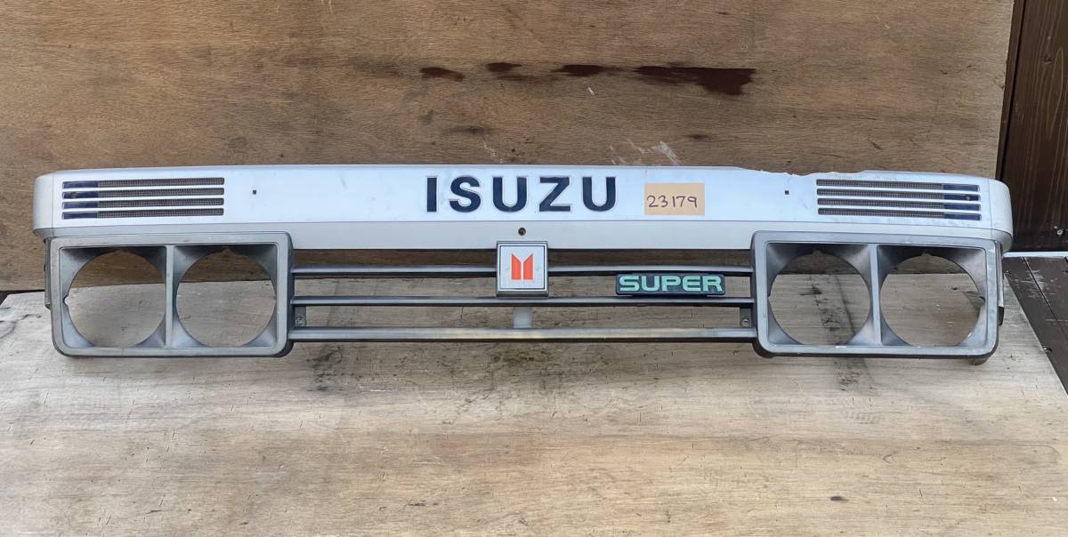 [23179] Isuzu Elf front bumper KAD52 light none Ibaraki prefecture 