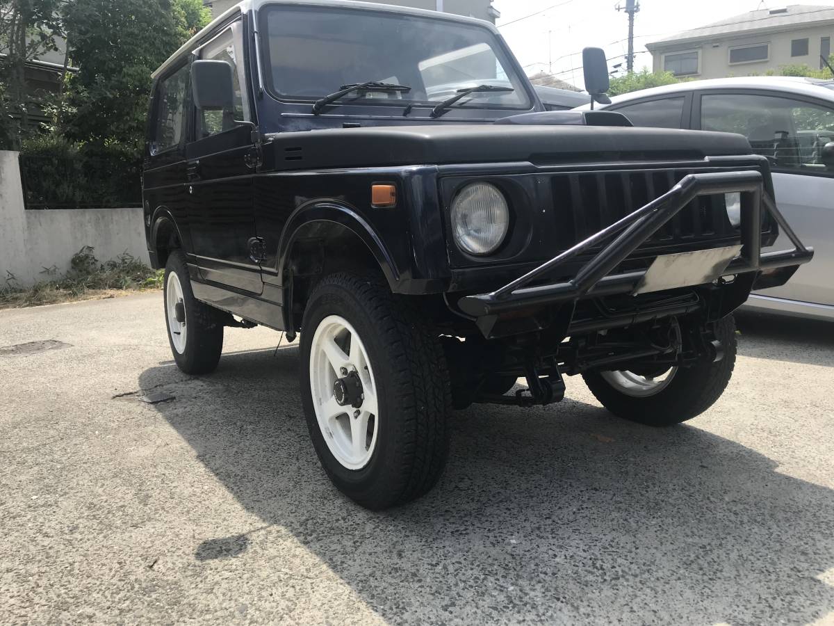  Jimny ja11v 5 speed one time delete lift up off-road vehicle unused Tokyo Setagaya district selling out receipt limitation (pick up) Junk parts .. treatment 