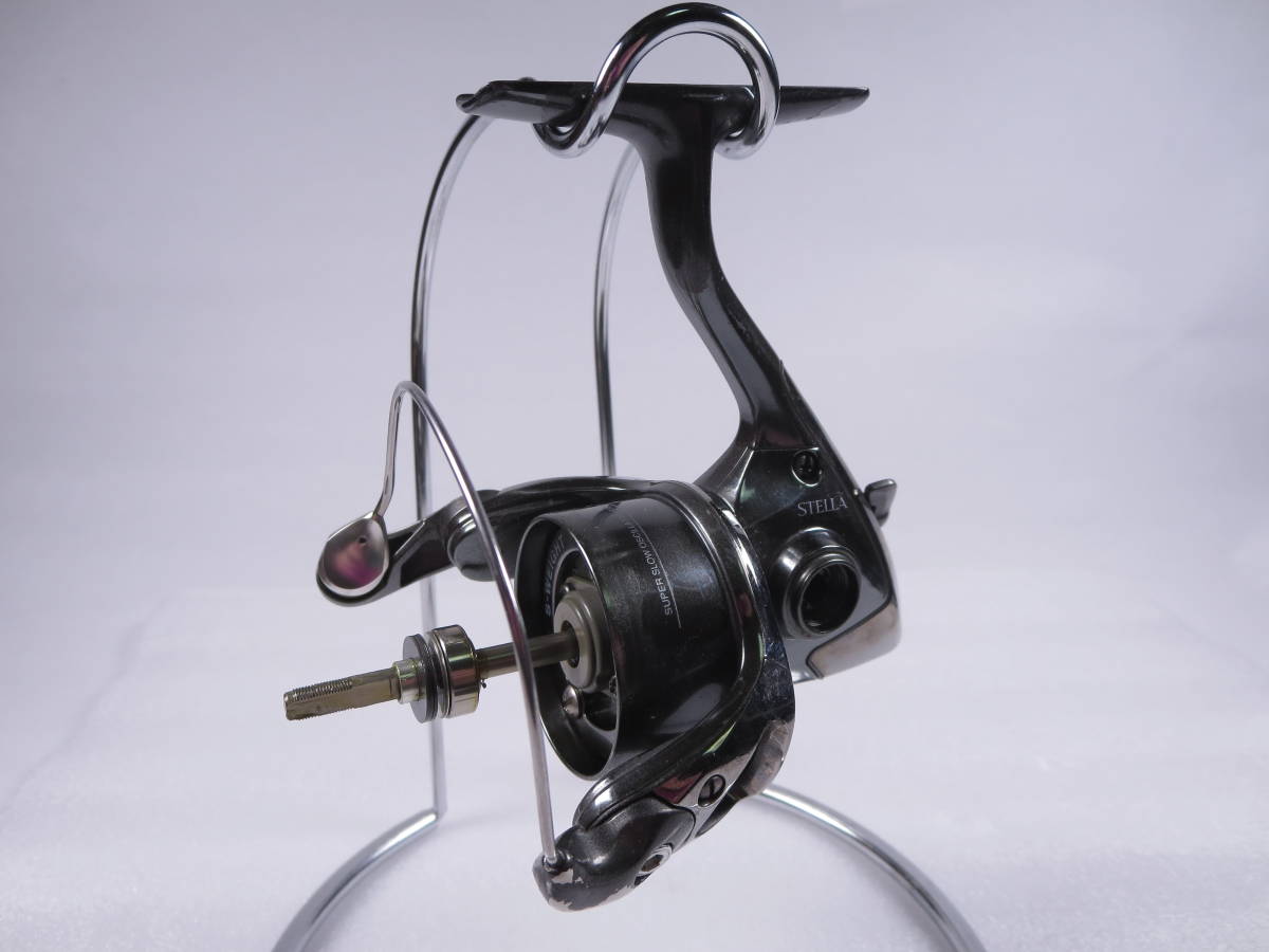 爐【廃盤パーツ】シマノ 01 ステラFW 2500S 【純正 本体 ボディー】日本製 SHIMANO STELLA スピニングリール C3000 AR互換 0908_画像1