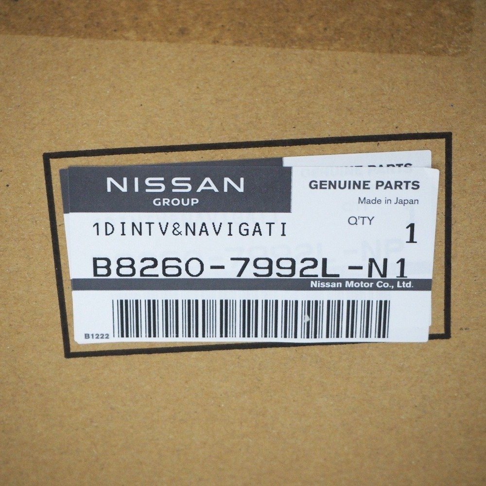 Th936621 日産 純正カーナビ 1DINTV&NAVIGATI MM222D/B8260-7992L-NP