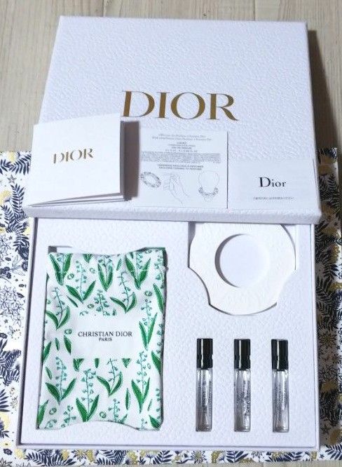 ★期間延長★LUCKY・プラチナ会員ギフトセット≪Dior≫★メゾン ・クリスチャン ディオール【正規ノベルティ、非売品】【新品】