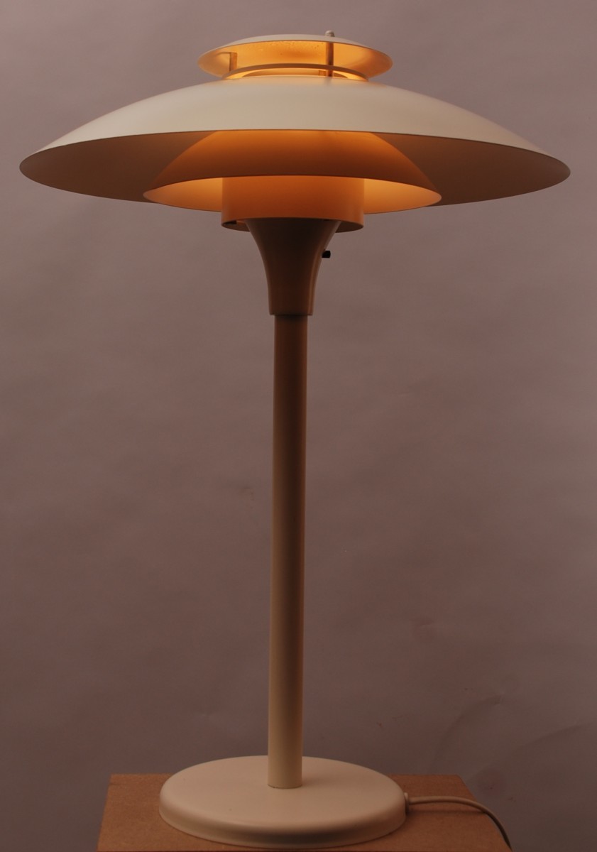 ＬＹＦＡ　テーブル　ランプ　デンマーク　ヴィンテージ　アンティーク　照明　ルイスポールセン　ＦＬＯＳ　北欧　スタンド　アラビア_画像1