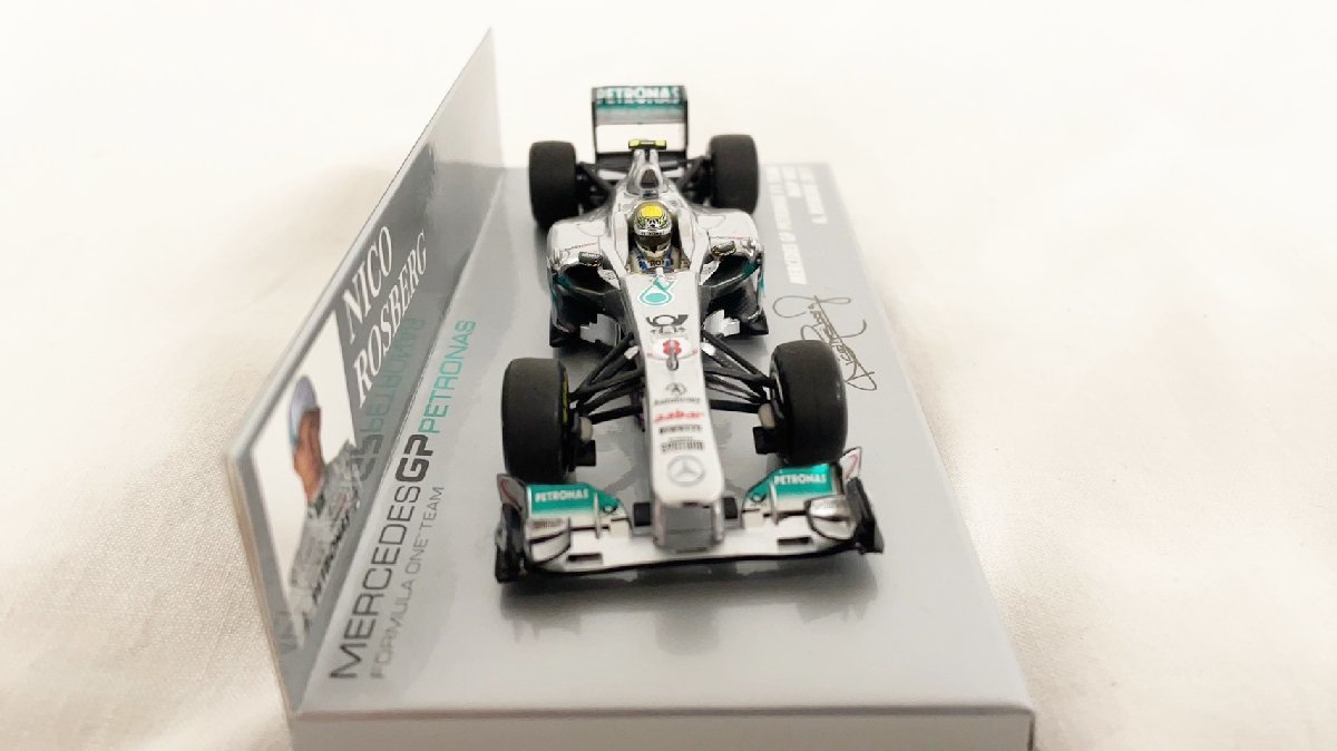 ミニチャンプス PMA 1/43 メルセデス GP ペトロナス F1チーム MGP W02 #8 ニコロズベルグ 2011 Mercedes Petronas N.ROSBERG JP-90_画像2